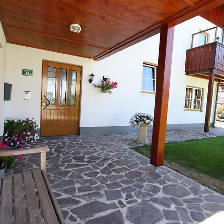 Spacious Near Ski Area In Apartament *
